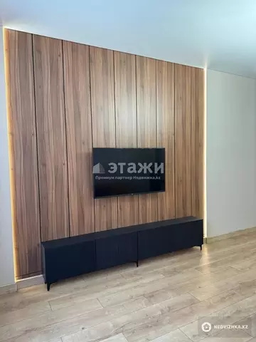 2-комнатная квартира, этаж 7 из 10, 63 м²