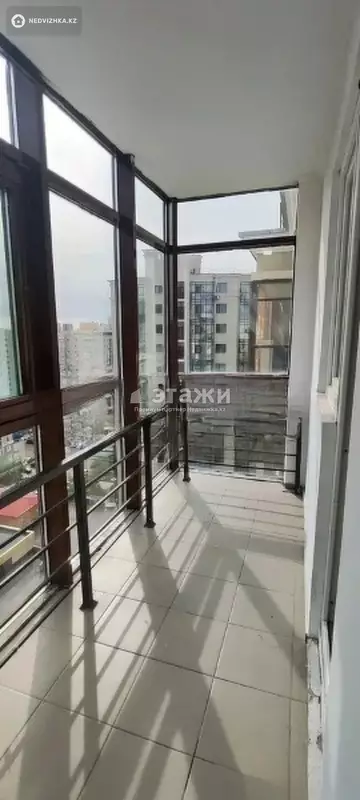 1-комнатная квартира, этаж 14 из 14, 42 м²