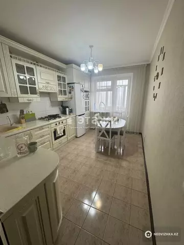 3-комнатная квартира, этаж 5 из 6, 69 м²