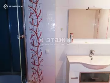 4-комнатная квартира, этаж 6 из 10, 138 м²