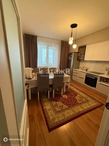 3-комнатная квартира, этаж 7 из 23, 94 м²