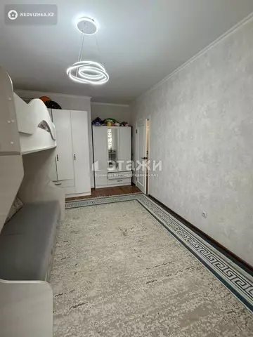 3-комнатная квартира, этаж 7 из 23, 94 м²