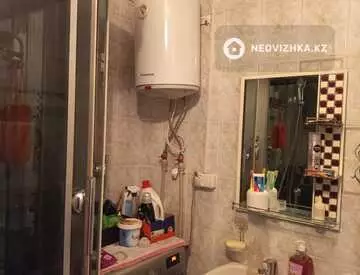 2-комнатная квартира, этаж 4 из 5, 48 м²