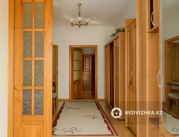 5-комнатный дом, 8 соток, 150 м²