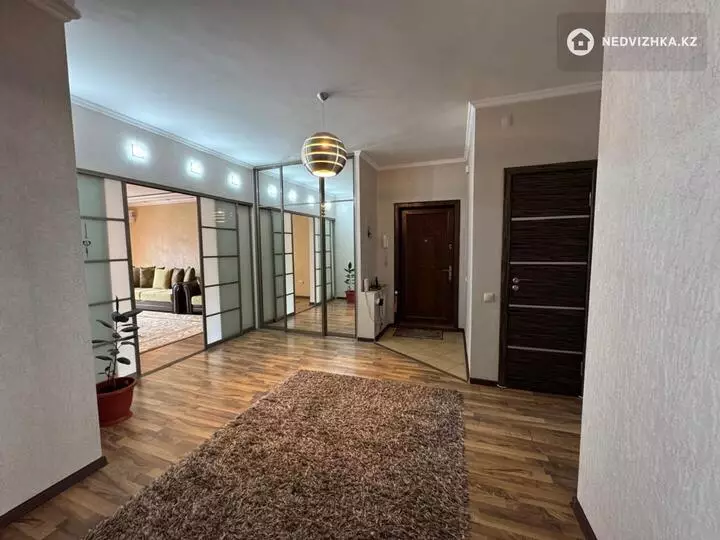 105 м², 3-комнатная квартира, этаж 3 из 9, 105 м², изображение - 1