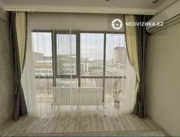 3-комнатная квартира, этаж 4 из 9, 90 м²