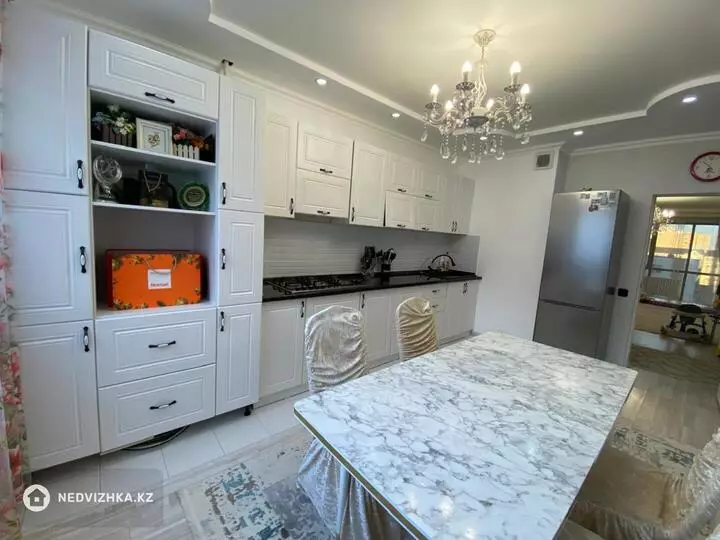 90 м², 3-комнатная квартира, этаж 4 из 9, 90 м², изображение - 1