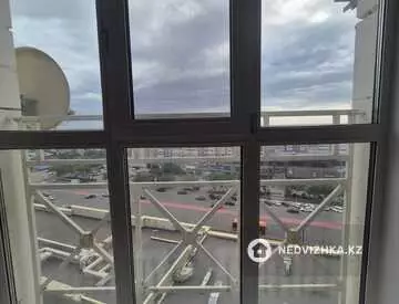 3-комнатная квартира, этаж 10 из 12, 105 м²