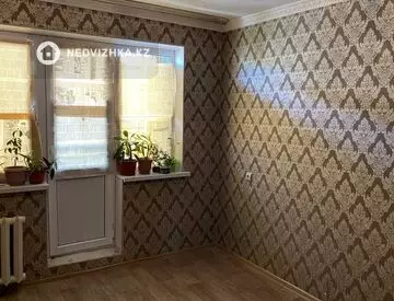 1-комнатная квартира, этаж 4 из 5, 36 м²