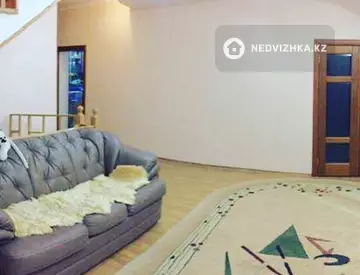 8-комнатный дом, 10 соток, 400 м²