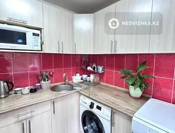 3-комнатная квартира, этаж 3 из 5, 63 м²