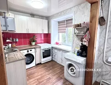 3-комнатная квартира, этаж 3 из 5, 63 м²