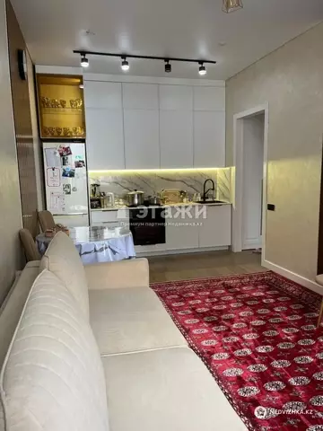 3-комнатная квартира, этаж 1 из 9, 57 м²