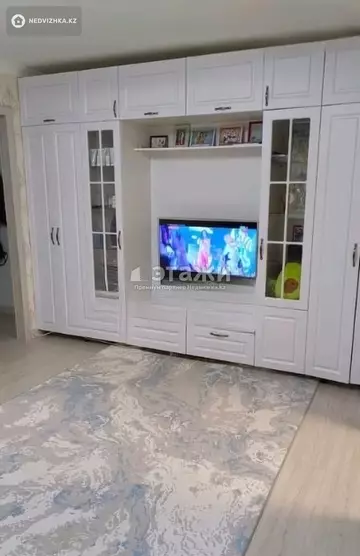 3-комнатная квартира, этаж 2 из 5, 64 м²