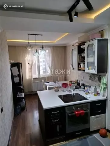 4-комнатная квартира, этаж 7 из 24, 103 м²