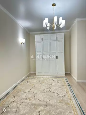 2-комнатная квартира, этаж 9 из 22, 43 м²