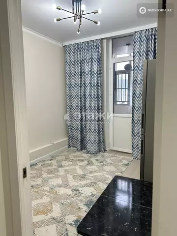 2-комнатная квартира, этаж 9 из 22, 43 м²