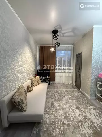 2-комнатная квартира, этаж 2 из 8, 63 м²