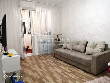 1-комнатная квартира, этаж 9 из 9, 38 м²