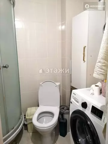 1-комнатная квартира, этаж 9 из 9, 38 м²
