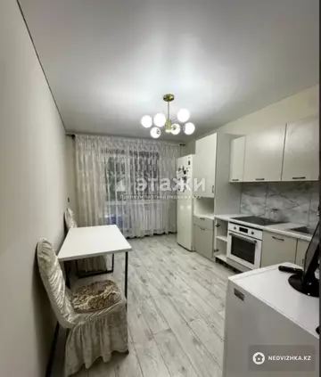 2-комнатная квартира, этаж 2 из 9, 65 м²
