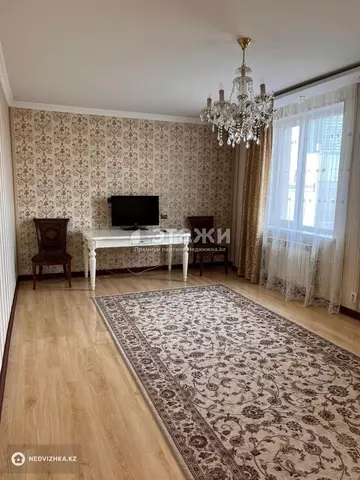 3-комнатная квартира, этаж 6 из 9, 99 м²