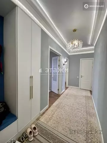 2-комнатная квартира, этаж 4 из 24, 65 м²