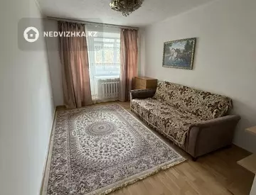 2-комнатная квартира, этаж 4 из 5, 54 м²