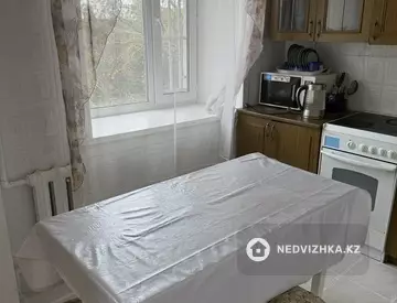 2-комнатная квартира, этаж 4 из 5, 54 м²