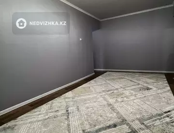 2-комнатная квартира, этаж 3 из 4, 44 м²