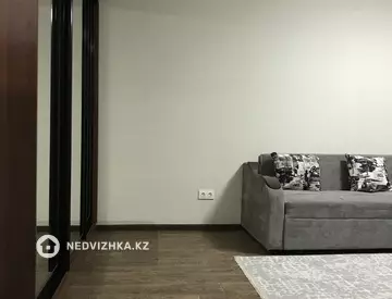 1-комнатная квартира, этаж 2 из 4, 33 м²