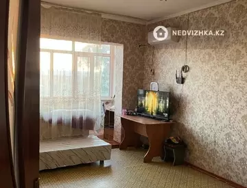 4-комнатная квартира, этаж 5 из 5, 84 м²