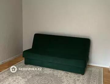 2-комнатная квартира, этаж 2 из 11, 60 м², посуточно