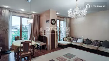 4-комнатная квартира, этаж 5 из 7, 160 м², на длительный срок