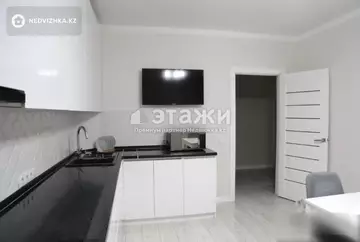 3-комнатная квартира, этаж 4 из 9, 124 м²