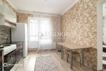 1-комнатная квартира, этаж 8 из 22, 38 м²
