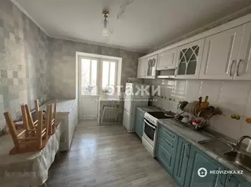 2-комнатная квартира, этаж 4 из 12, 61 м²