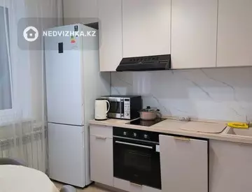 1-комнатная квартира, этаж 7 из 22, 45 м², посуточно