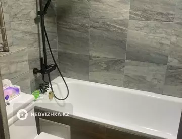 2-комнатная квартира, этаж 2 из 4, 44 м²