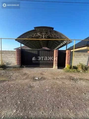 5-комнатный дом, 5 соток, 127 м²