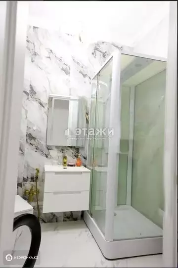 3-комнатная квартира, этаж 4 из 21, 104 м²