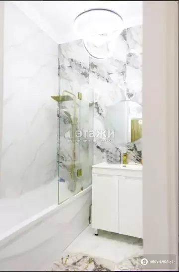 3-комнатная квартира, этаж 4 из 21, 104 м²