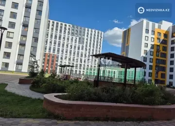 3-комнатная квартира, этаж 6 из 9, 81 м²