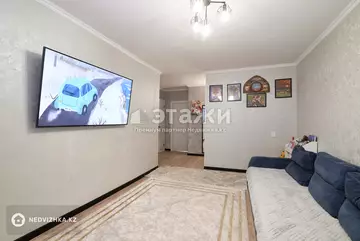 2-комнатная квартира, этаж 3 из 5, 50 м²