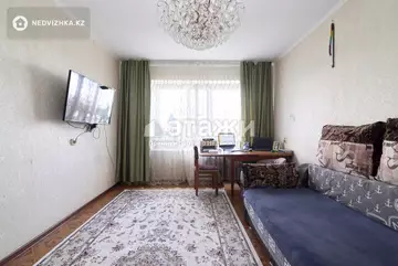 3-комнатная квартира, этаж 8 из 9, 68 м²