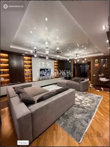 2-комнатная квартира, этаж 2 из 5, 109 м²