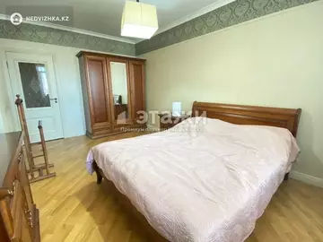 3-комнатная квартира, этаж 10 из 18, 98 м²