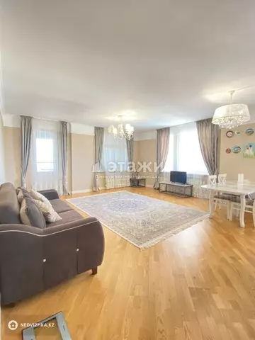 3-комнатная квартира, этаж 10 из 18, 98 м²