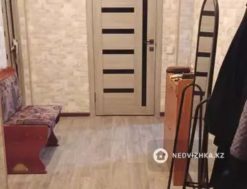 2-комнатная квартира, этаж 4 из 9, 63 м²