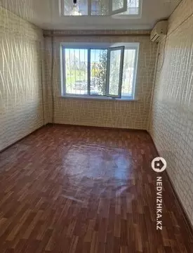 3-комнатная квартира, этаж 1 из 5, 57 м²